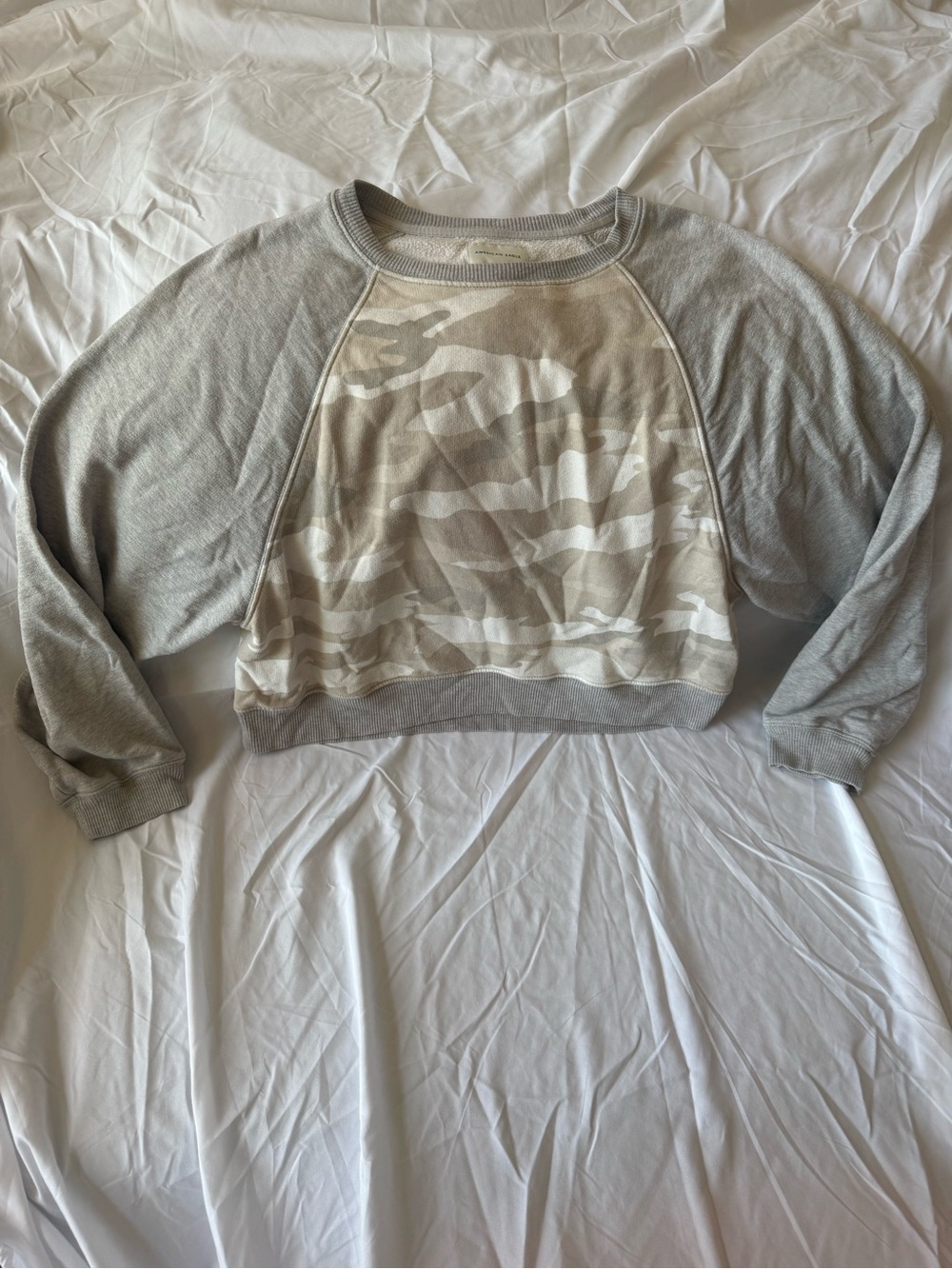 American Eagle Light Gray Terry Crewneck Sweatshirt